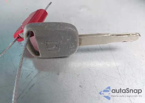 2010 Honda Accord 2.4 Lx from USA, damaged, VIN 1HGCP2F33AA147707